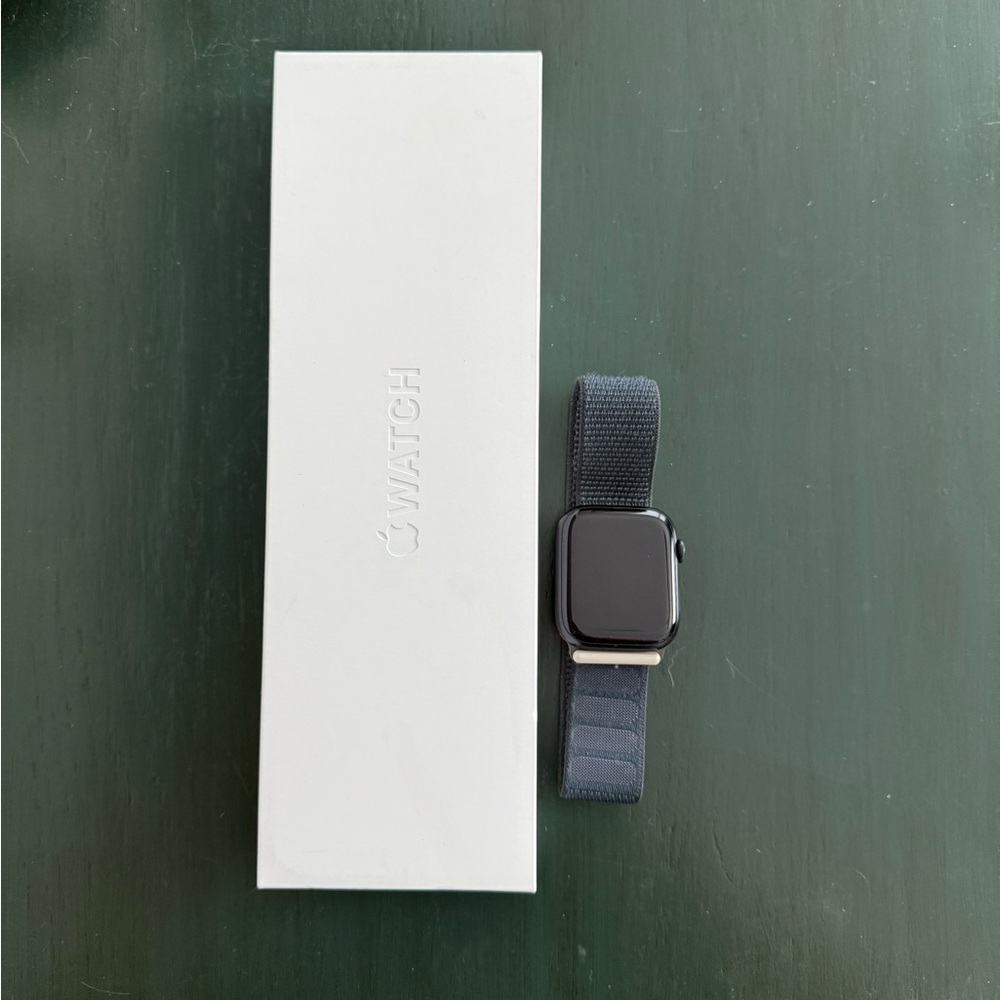Apple Watch Series 9 - 45mm - Dark Navy